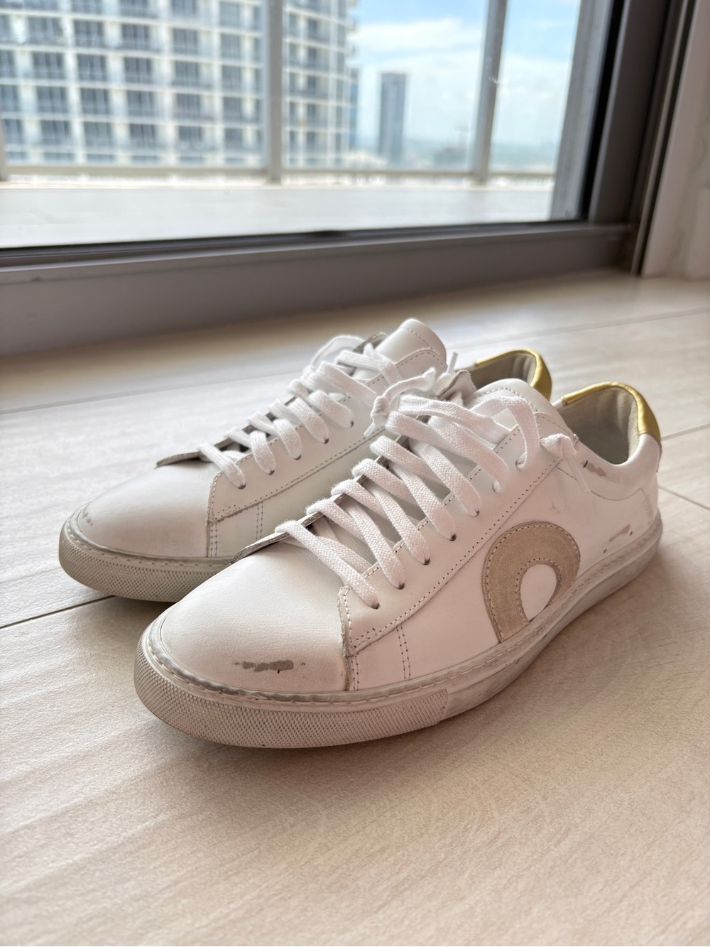 Oliver Cabell Size 8 Sneakers